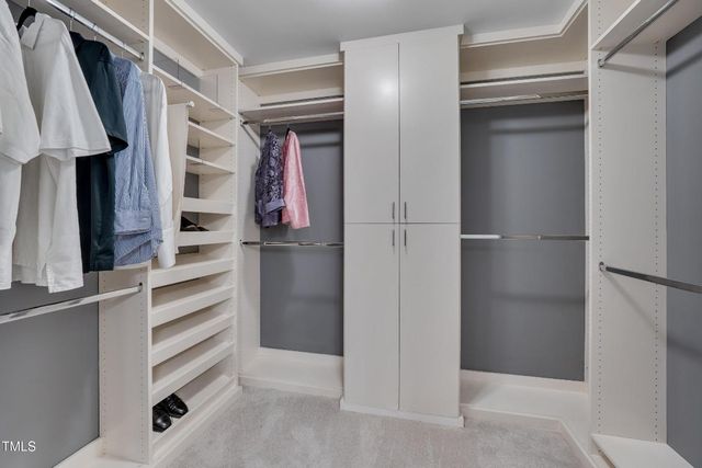 222 Glenwood Avenue 413, Raleigh, NC 27603