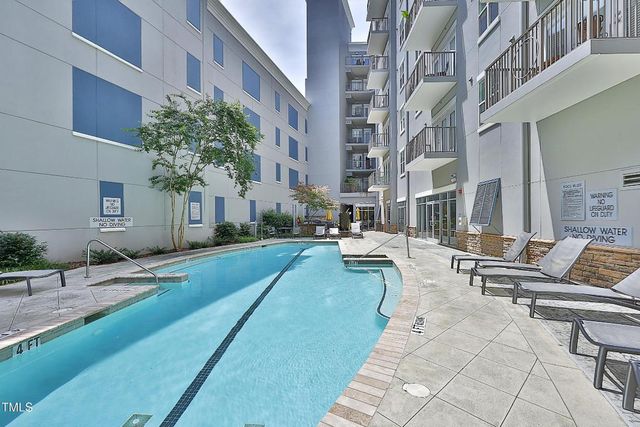 222 Glenwood Avenue 413, Raleigh, NC 27603