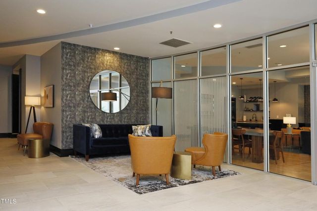 222 Glenwood Avenue 413, Raleigh, NC 27603