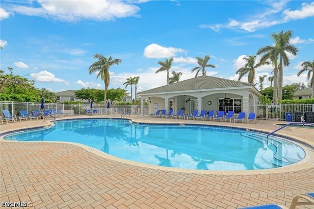 8189 Pacific Beach DR, Fort Myers, FL 33966