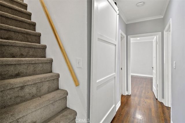 2682 E Villa Street, Pasadena, CA 91107