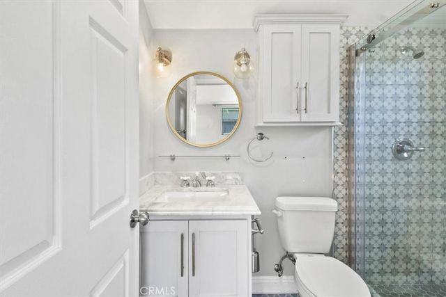 2682 E Villa Street, Pasadena, CA 91107