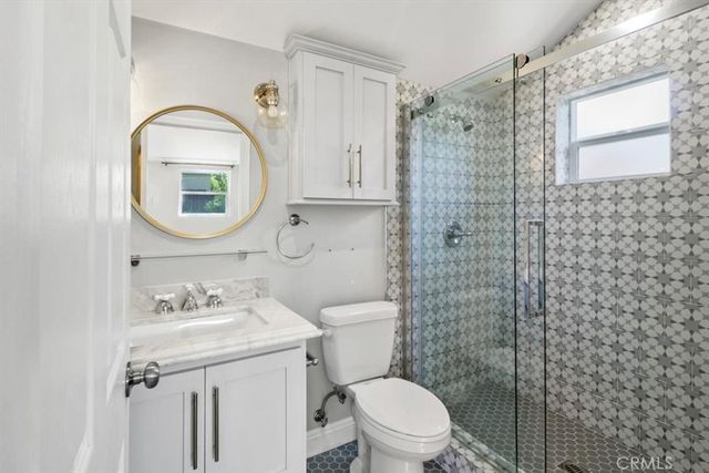 2682 E Villa Street, Pasadena, CA 91107