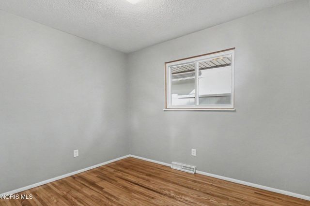 5622 Fenwick Drive, Toledo, OH 43623