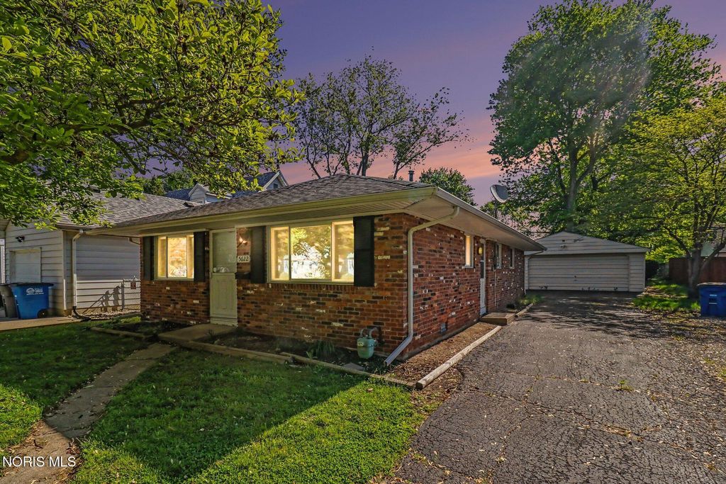 5622 Fenwick Drive, Toledo, OH 43623
