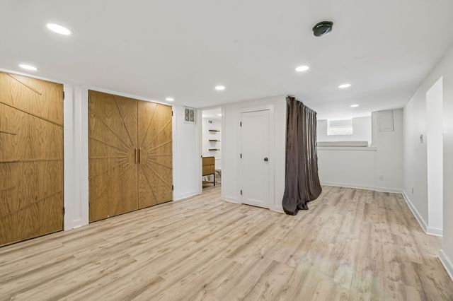 902 Broadmoor Dr, Nashville, TN 37216