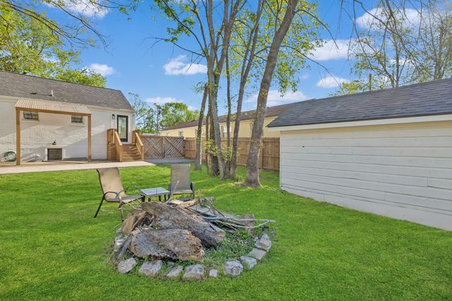 902 Broadmoor Dr, Nashville, TN 37216