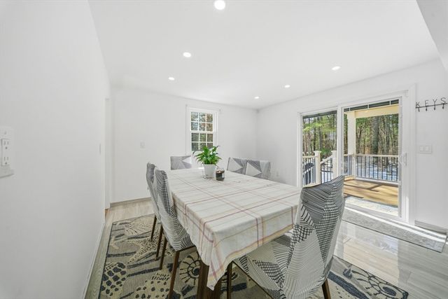 404 River St, Halifax, MA 02338