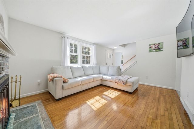 404 River St, Halifax, MA 02338