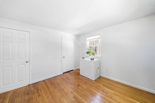 404 River St, Halifax, MA 02338