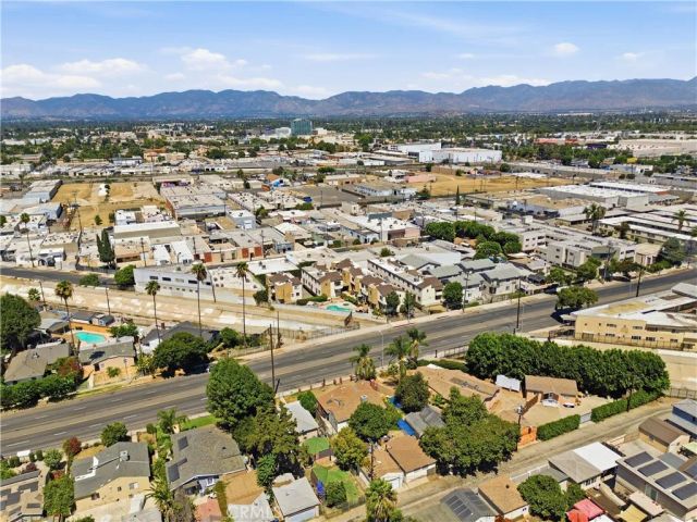 14715 Saticoy 9, Van Nuys, CA 91405
