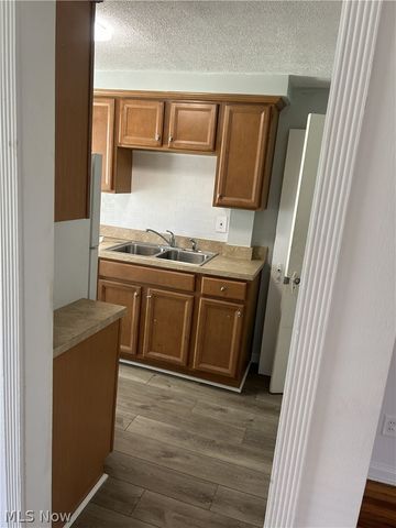 3381 Colwyn Road, Shaker Heights, OH 44120