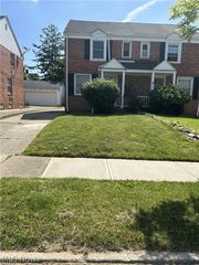 3381 Colwyn Road, Shaker Heights, OH 44120