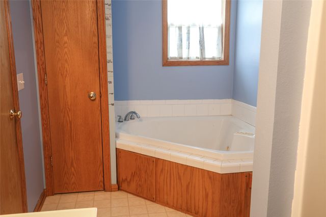 12686 SE 56th Avenue, Runnells, IA 50237