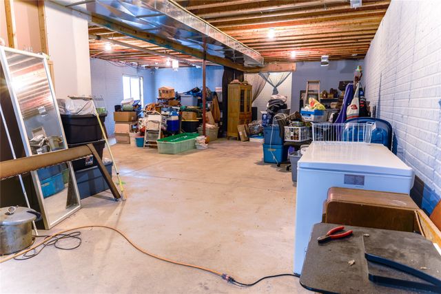 12686 SE 56th Avenue, Runnells, IA 50237