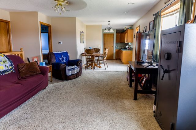 12686 SE 56th Avenue, Runnells, IA 50237