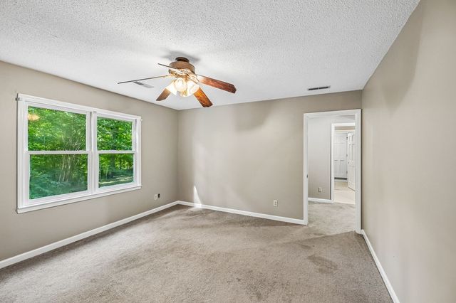 2213 Rocky Face Circle, Dalton, GA 30720