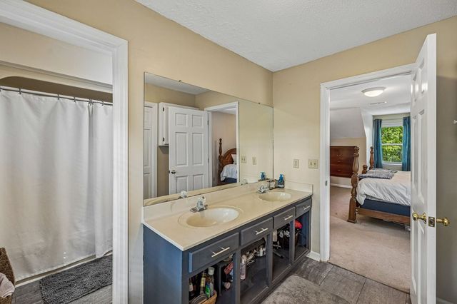 2213 Rocky Face Circle, Dalton, GA 30720