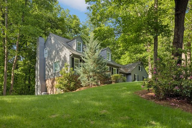 2213 Rocky Face Circle, Dalton, GA 30720