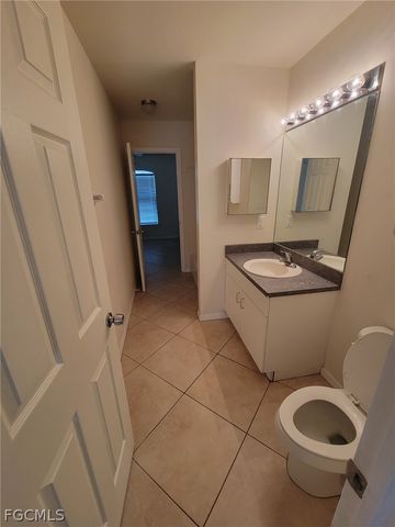 3733 Kittyhawk DR, Fort Myers, FL 33905