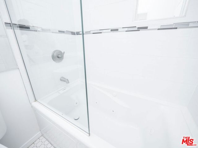 4964 S Centinela Avenue, Los Angeles, CA 90066