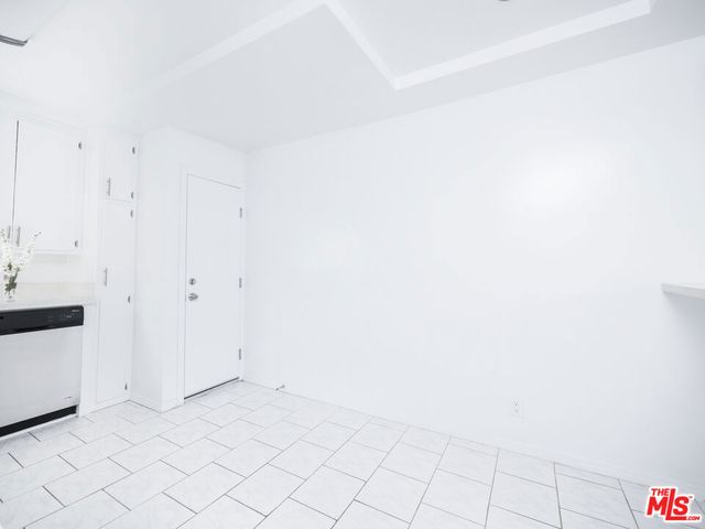 4964 S Centinela Avenue, Los Angeles, CA 90066