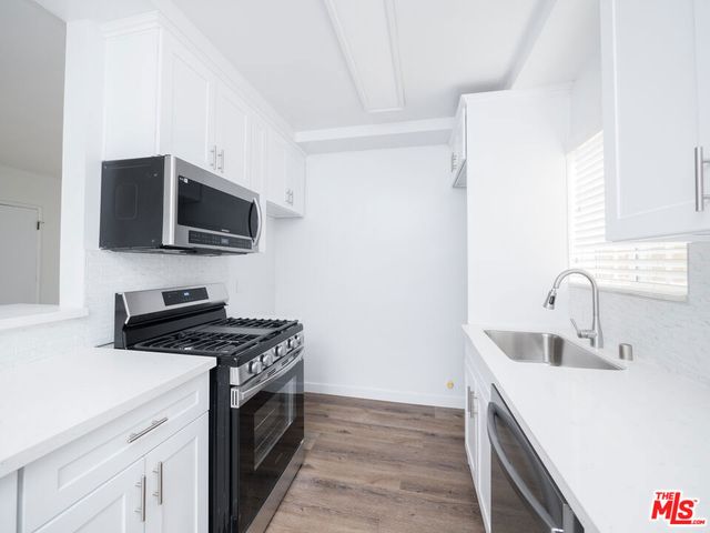 4964 S Centinela Avenue, Los Angeles, CA 90066