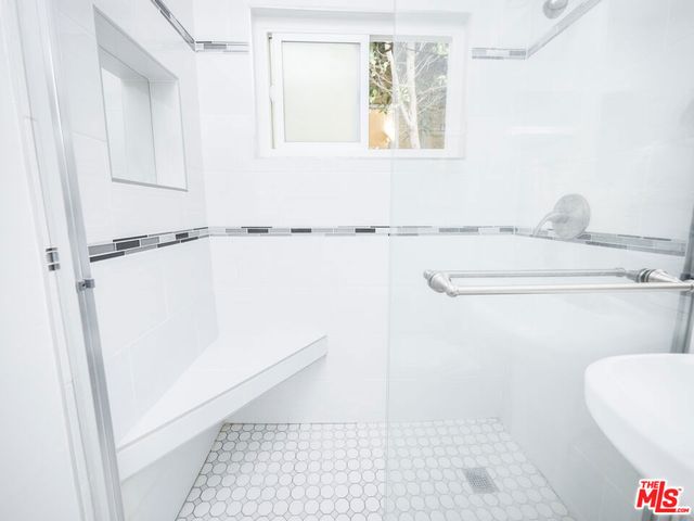 4964 S Centinela Avenue, Los Angeles, CA 90066