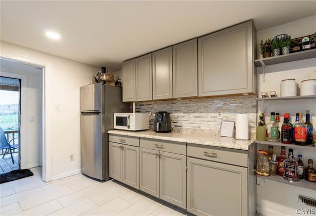 1207 Whitesboro Street, Utica, NY 13502