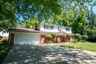 4389 Westover Drive, West Bloomfield, MI 48323
