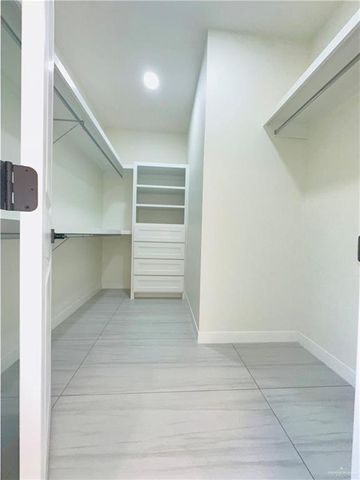 11313 N 25th Street 2, Mcallen, TX 78504