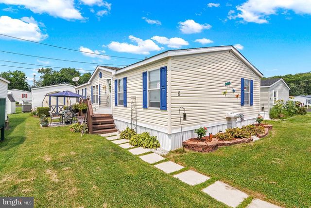 8 ELINOR LN, Sparrows Point, MD 21219