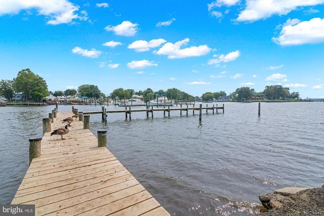 8 ELINOR LN, Sparrows Point, MD 21219