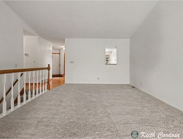 3119 W Maple Villa Drive, Grand Rapids, MI 49508