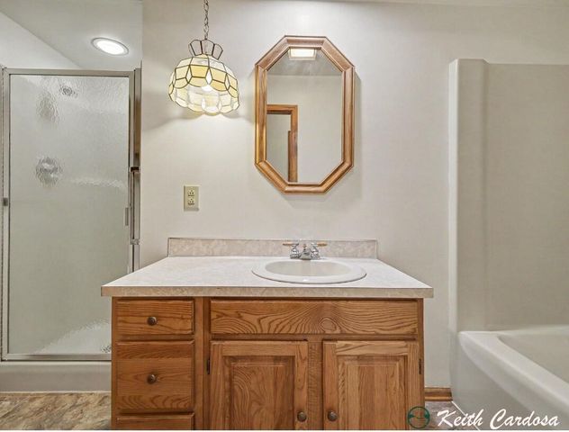 3119 W Maple Villa Drive, Grand Rapids, MI 49508