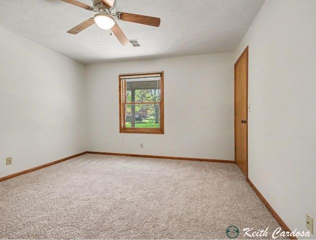 3119 W Maple Villa Drive, Grand Rapids, MI 49508