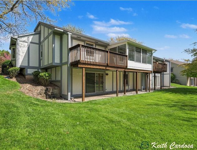 3119 W Maple Villa Drive, Grand Rapids, MI 49508