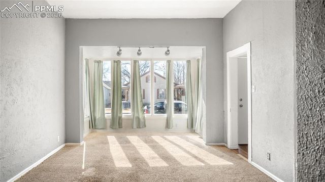 611 W 11th Street, Pueblo, CO 81003