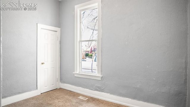 611 W 11th Street, Pueblo, CO 81003