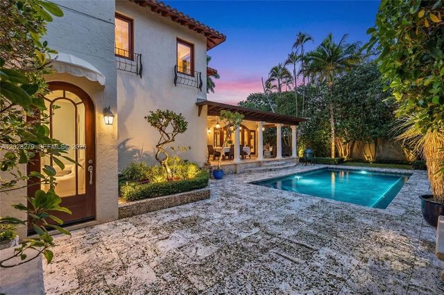 3462 N Moorings Way, Miami, FL 33133