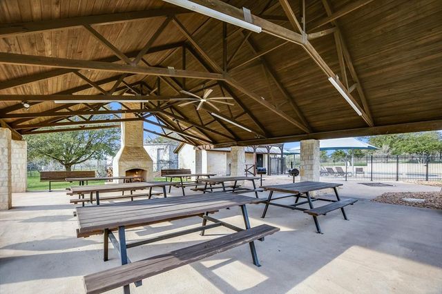 505 Vista View Trail, Spicewood, TX 78669