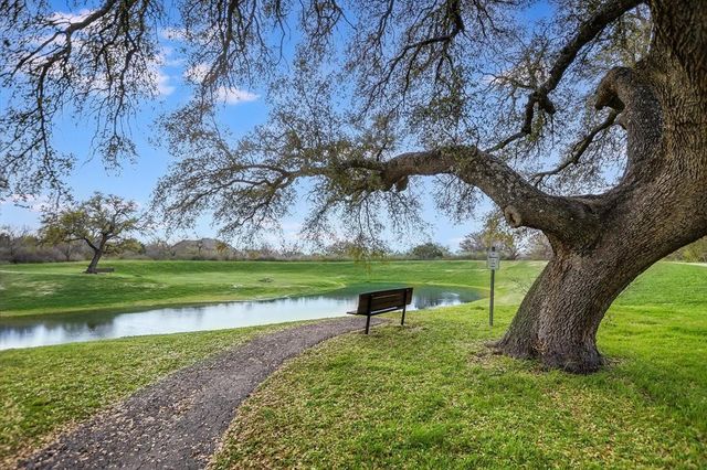 505 Vista View Trail, Spicewood, TX 78669