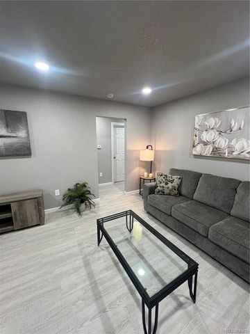 4256 E 70th Avenue, Commerce City, CO 80022