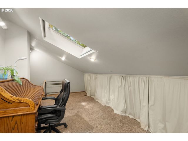 4867 SAGE HEN Way, Lake Oswego, OR 97035