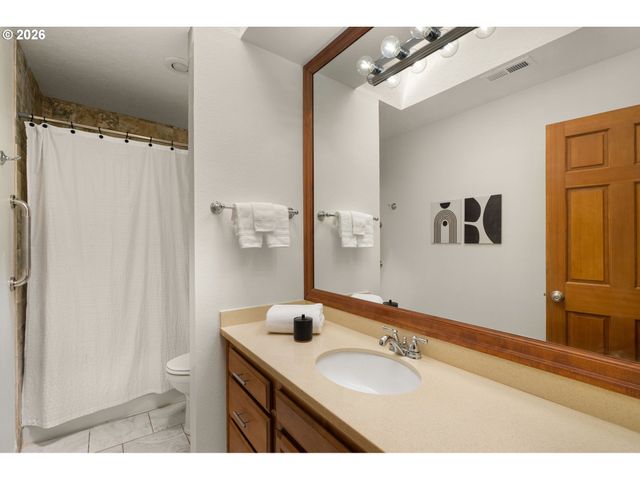 4867 SAGE HEN Way, Lake Oswego, OR 97035