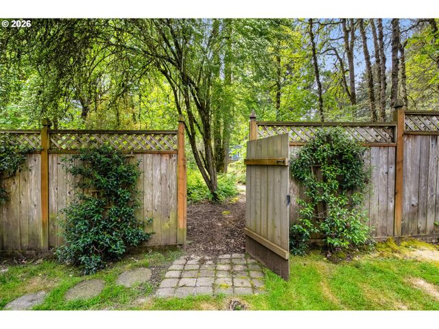 4867 SAGE HEN Way, Lake Oswego, OR 97035