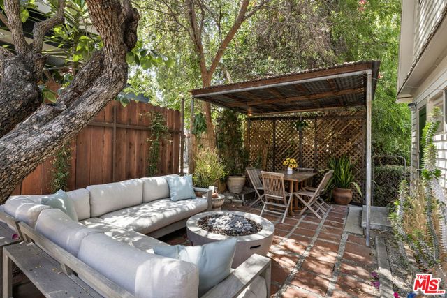 1644 Maltman Avenue, Los Angeles, CA 90026