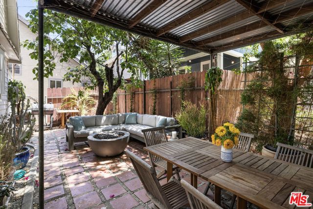 1644 Maltman Avenue, Los Angeles, CA 90026