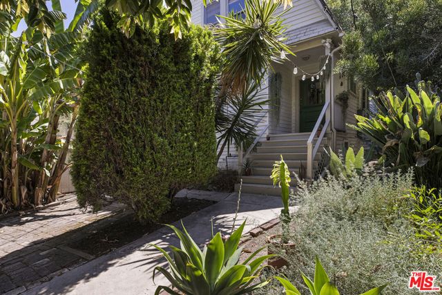 1644 Maltman Avenue, Los Angeles, CA 90026