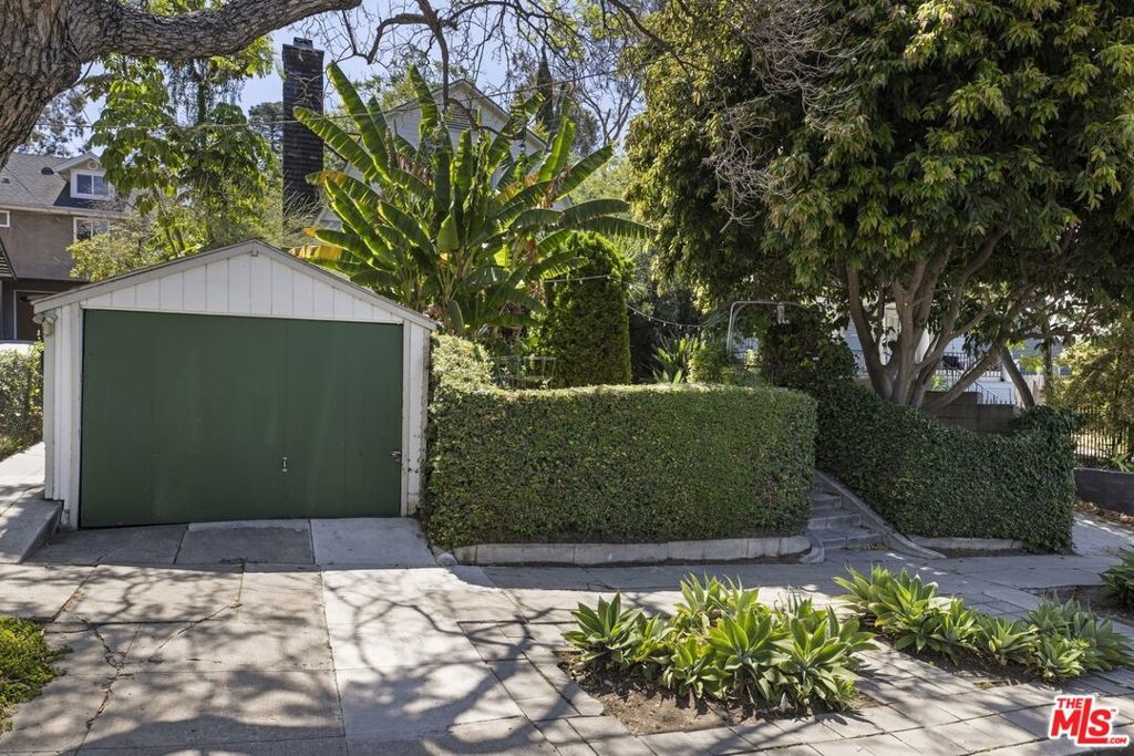 1644 Maltman Avenue, Los Angeles, CA 90026